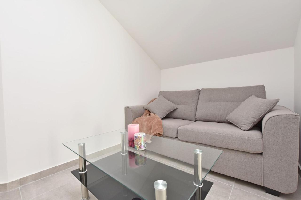 Apartments Danolic Писак Екстер'єр фото