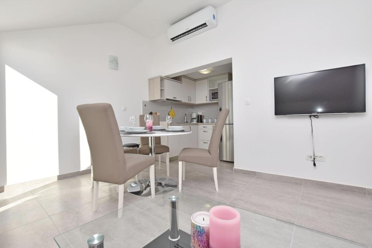 Apartments Danolic Писак Екстер'єр фото
