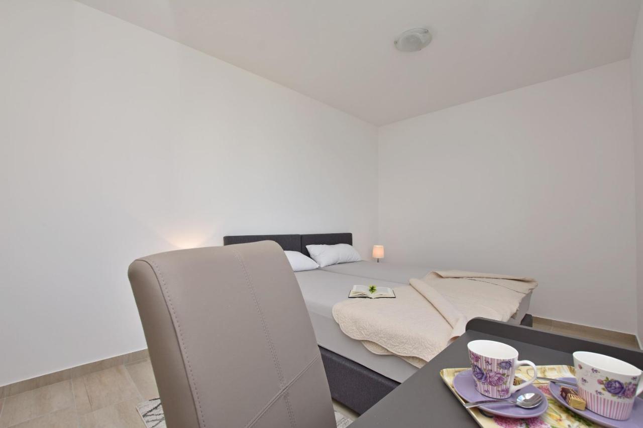 Apartments Danolic Писак Екстер'єр фото
