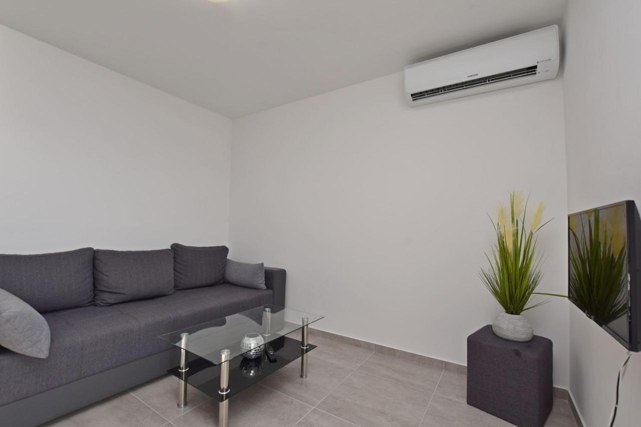 Apartments Danolic Писак Екстер'єр фото