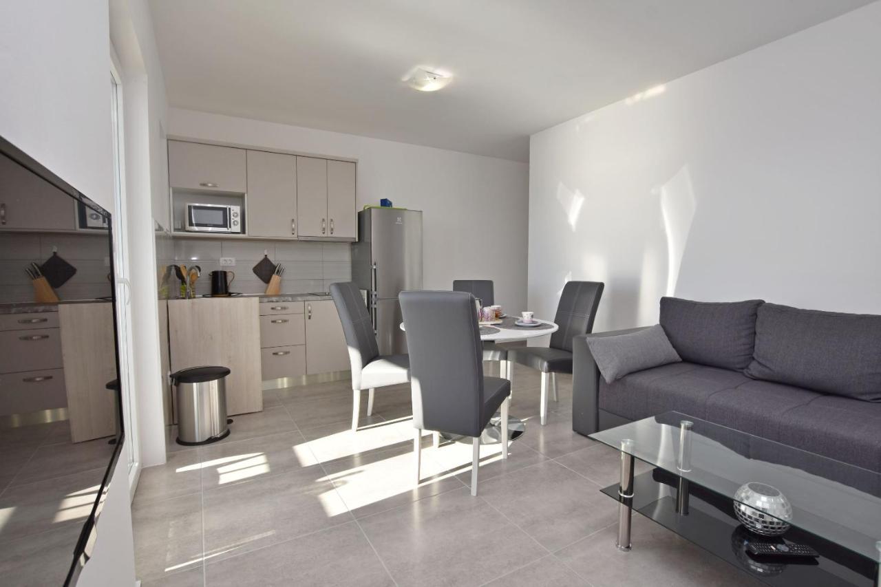 Apartments Danolic Писак Екстер'єр фото